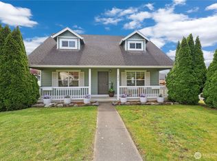 5417 156th Avenue Ct E, Sumner, WA 98390