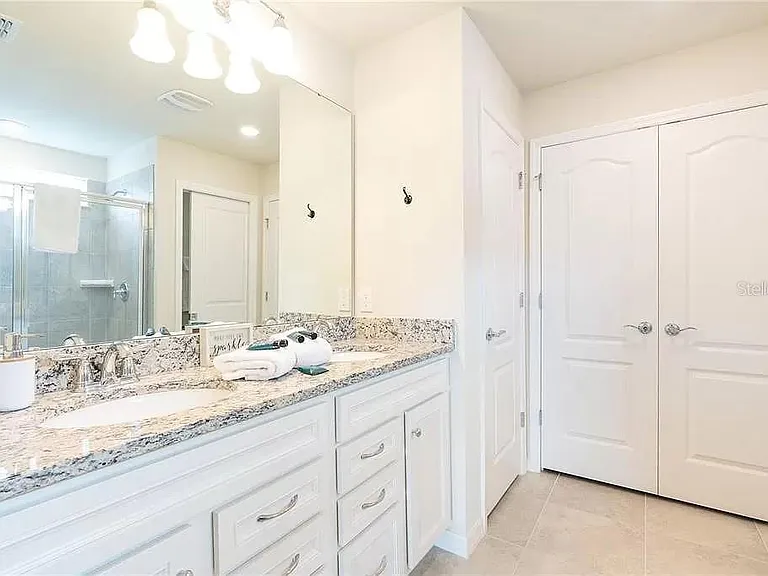 7243 Oakmoss Loop — Photo 32