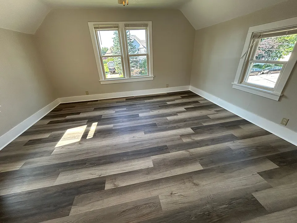 230 Sq ft