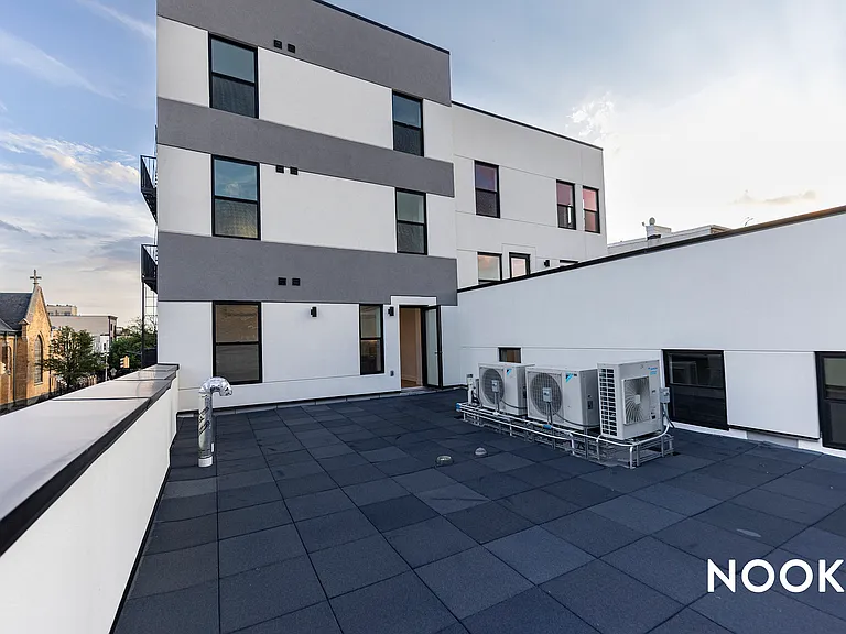 589 Knickerbocker Ave #2B — Photo 8