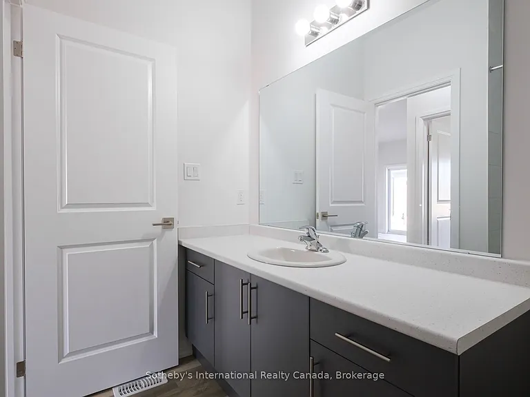 550 Grey St #29 — Photo 16