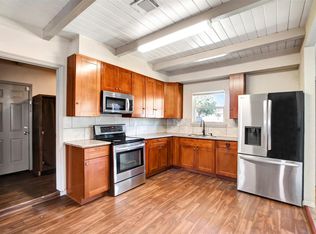 802 Littlejohn Ct, Pasadena, TX 77502