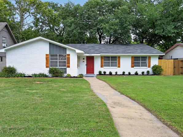2507 Foxcroft Cir, Denton, TX 76209