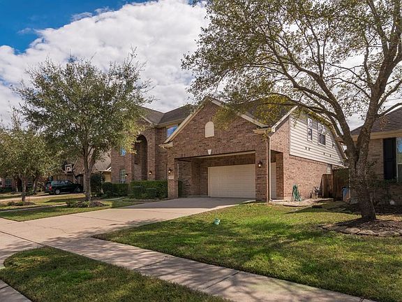 2nd image of 3203 Creek Gate Dr