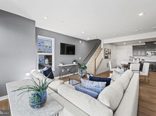 2447 Silver Line Aly, Herndon, VA 20171