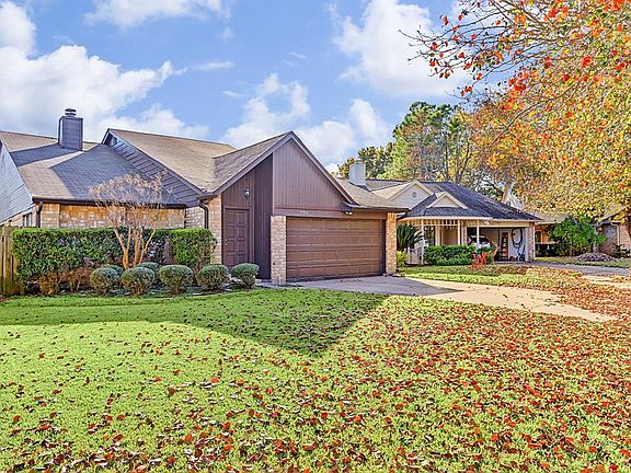 This 3 bedroom 2 bath home could be yours - move in ready!