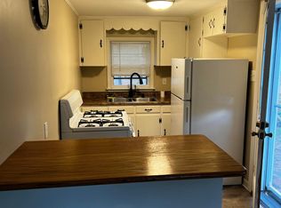63 Rogerson Ave, Acushnet, MA 02743