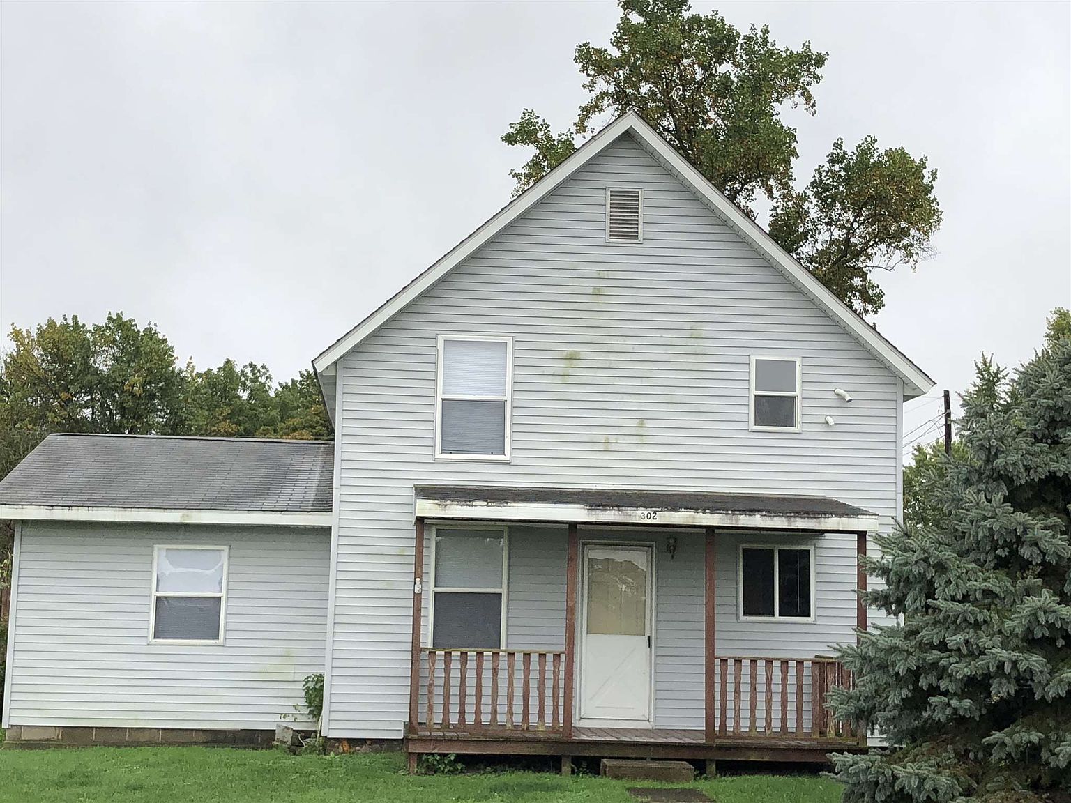 302 E Oxford St, Otterbein, IN 47970 Zillow