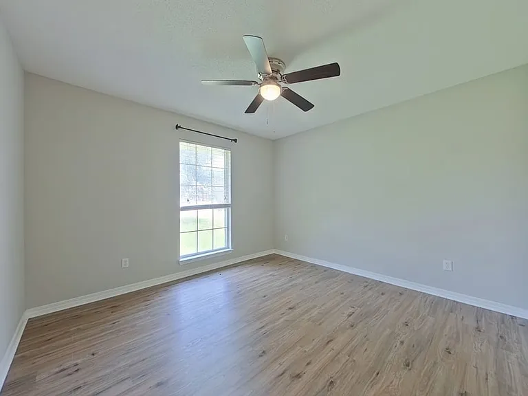 5405 Josh Dr — Photo 17