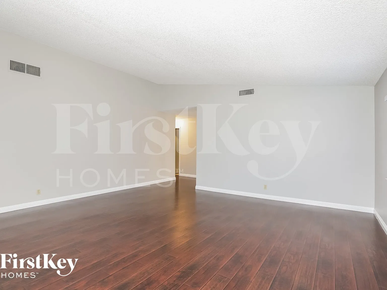 3 bed, 2.0 bath, 1533 sqft, $1,985 — Photo 4