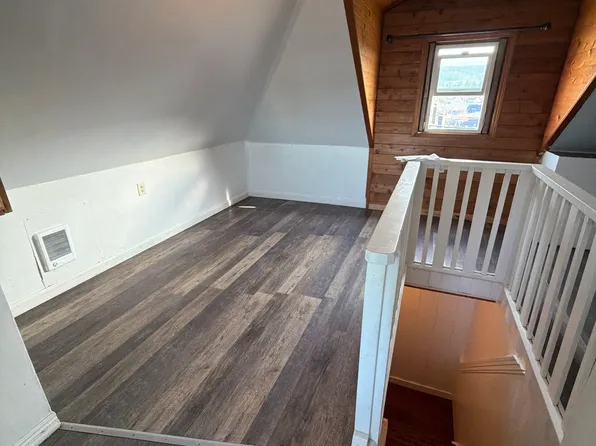 430 S Holladay Dr, Seaside, OR