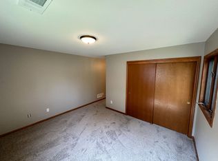 2015 Cliff Alex Ct S #1, Waukesha, WI 53189