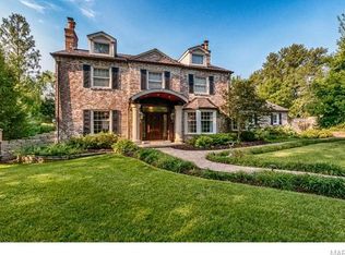 2 Black Creek Ln, Saint Louis, MO 63124