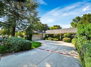 1030 Flanders Rd, La Canada Flintridge, CA 91011