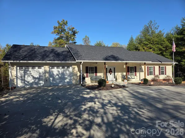 295 Idlewood Dr, Marion, NC 28752
