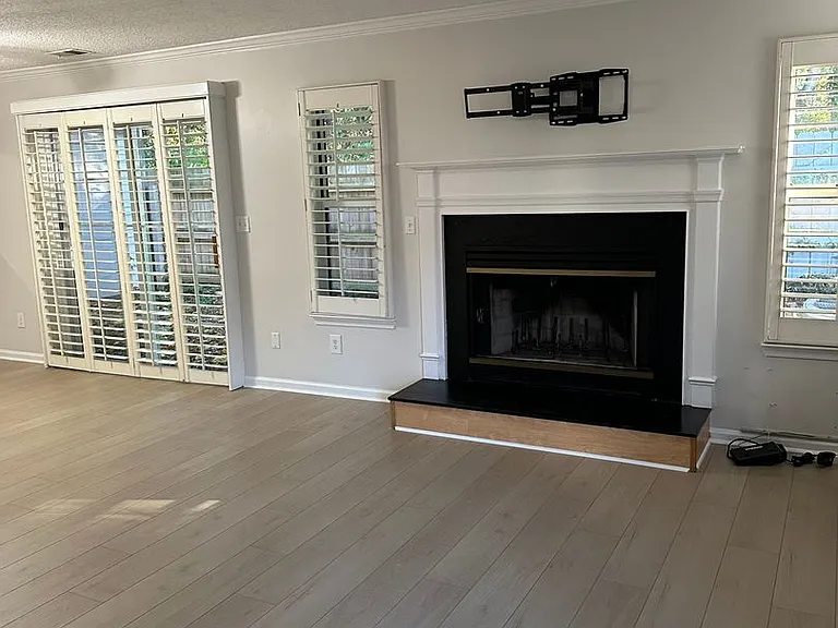 706 Gemstone Ln — Photo 17