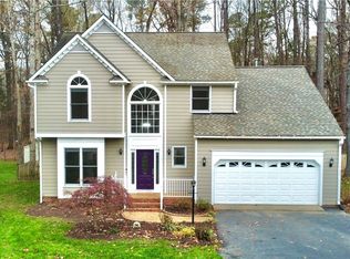 5808 Rosebay Forest Rd, Midlothian, VA 23112