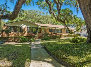 935 Oriental Gardens Rd, Jacksonville, FL 32207