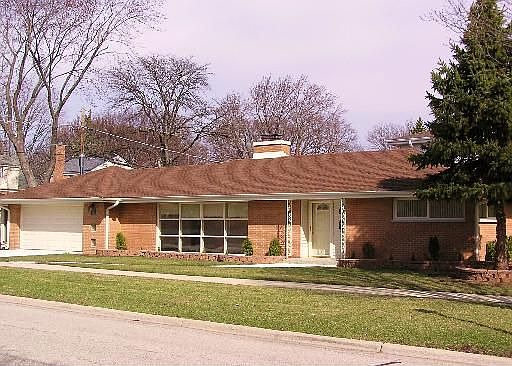 1st image of 400 N Eastwood Ave
