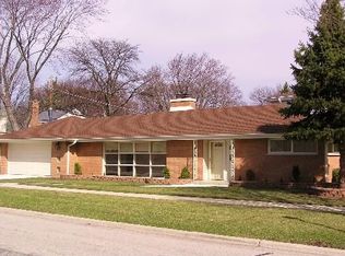 400 N Eastwood Ave, Mount Prospect, IL 60056