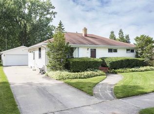 1521 E Tracy St, Appleton, WI 54915