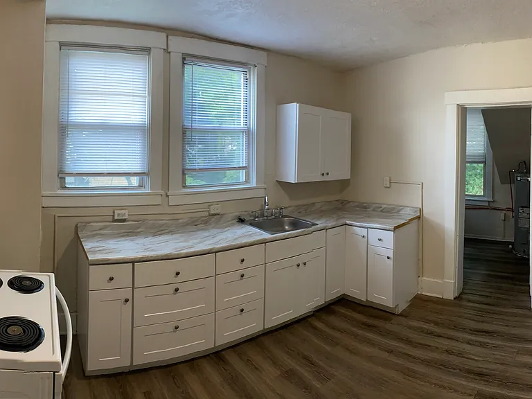 414 Broadway Ave #2 — Photo 1