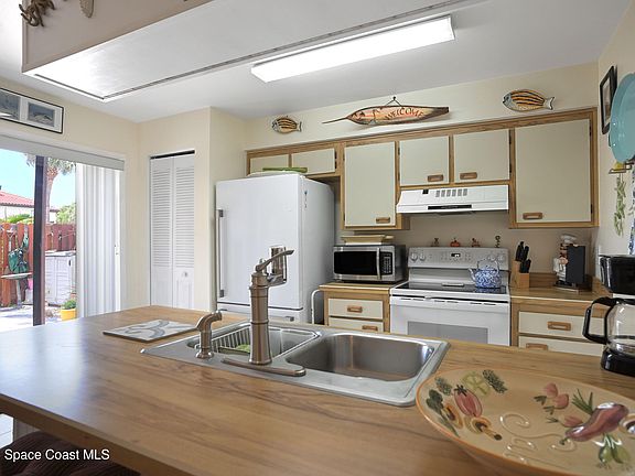 3rd image of 3344 Sandy Reef Ct #3344