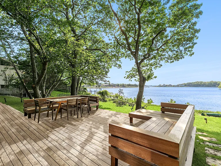 33 Bluff Point Rd — Photo 13