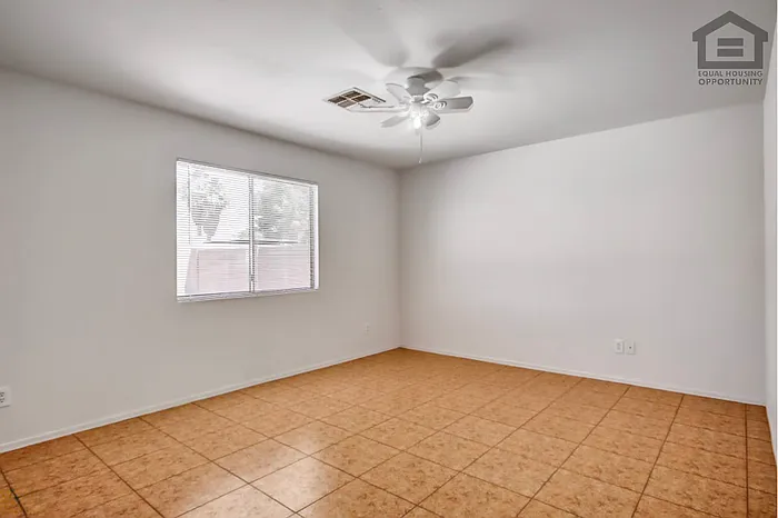 7407 S Sunrise Way — Photo 13