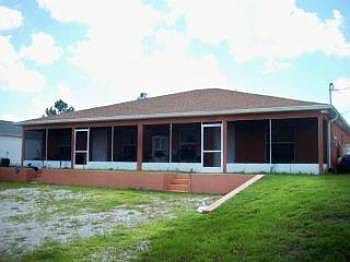 Building Photo 4