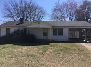 1270 McBride Rd, Mount Airy, NC 27030