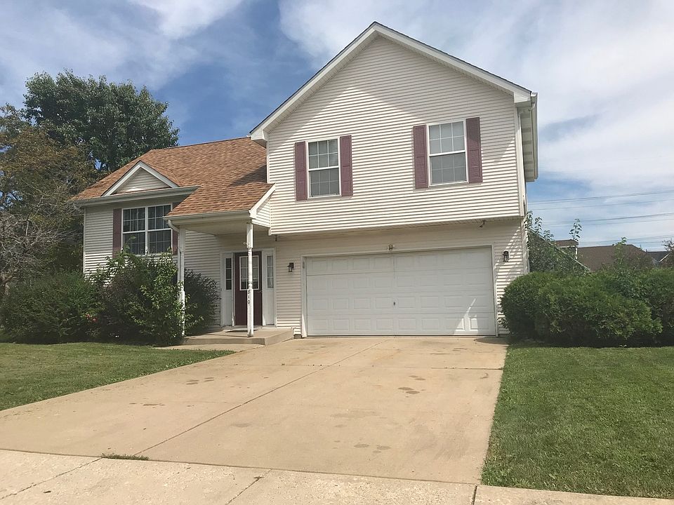 1st image of 810 Edgerton Dr