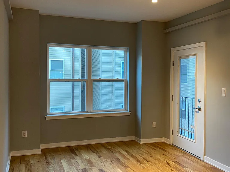 535 N Budd St #C2 — Photo 1
