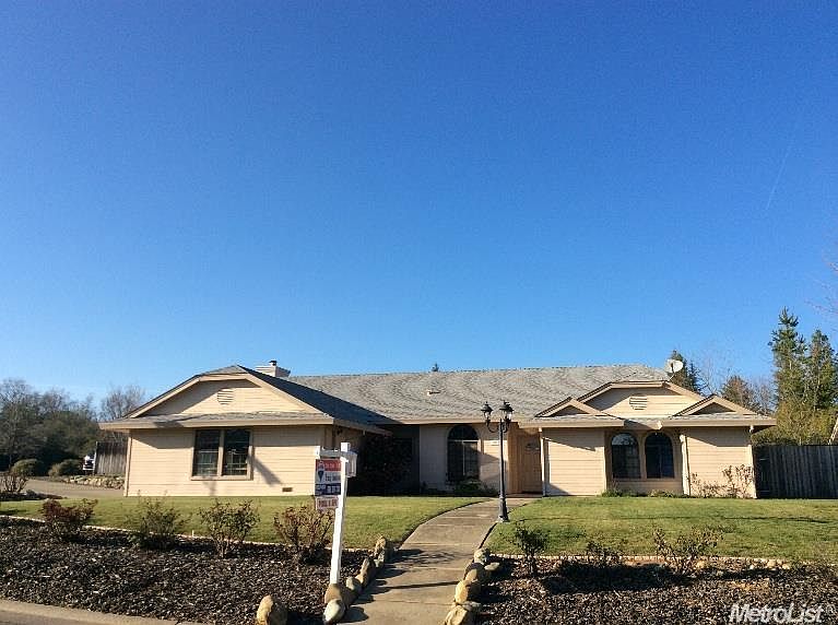 1st image of 2895 Canterbury Cir