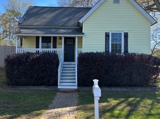285 E Blue Ridge St, Pendleton, SC 29670