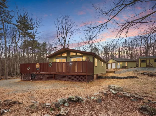 230 Eagle Rock Rd, Lackawaxen, PA 18435
