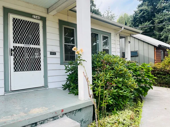 2346 SE Pine St, Portland, OR 97214