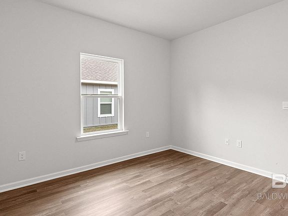 4th image of 30707 Cornelia Rd