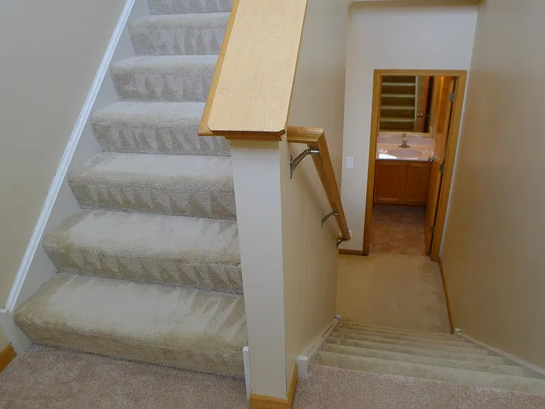 1577 W Turtle Creek Ln — Photo 2