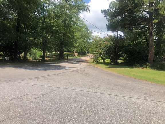 4th image of 200 Avenue C