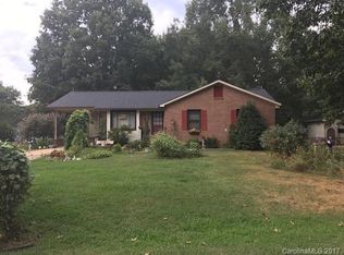 143 Barclay Ln, Mooresville, NC 28115