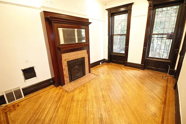 Rented by Realty Nerd | media 22