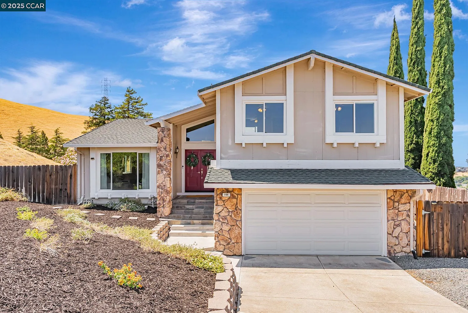 166 Encinal Pl photo 1