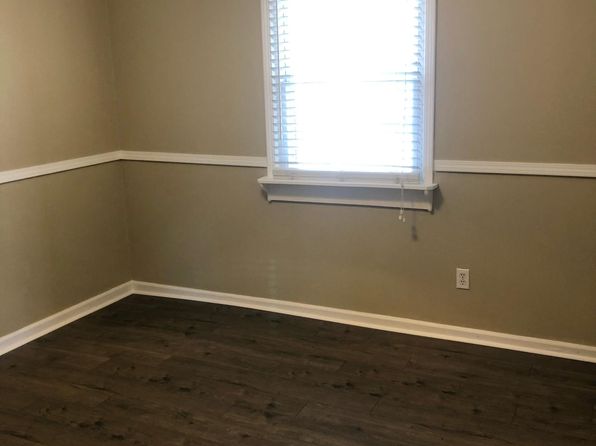 251 Fairlane Ave, Hustonville, KY 40437