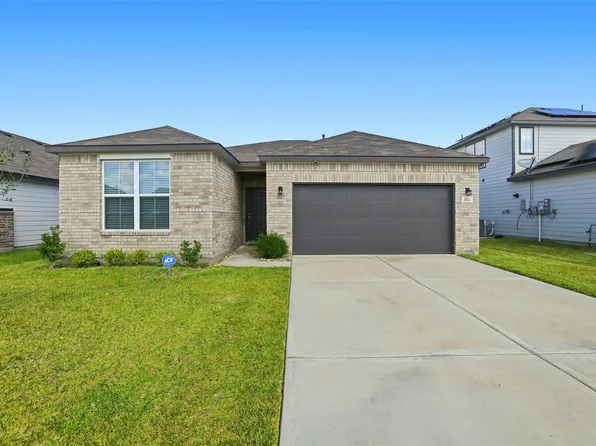 814 Brookside Dr, Dayton, TX 77535