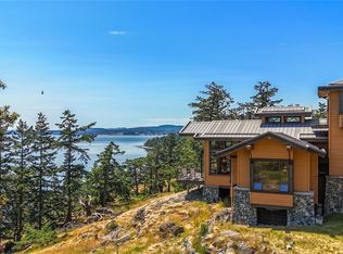 730 Treetops Spur, Southern Gulf Islands, BC V8M 1R3