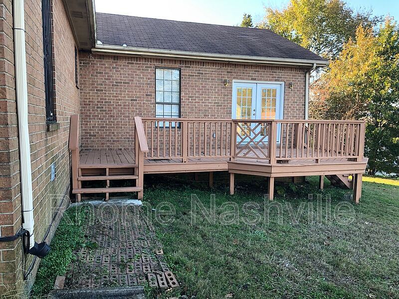 2nd image of 3653 Chesapeake Dr