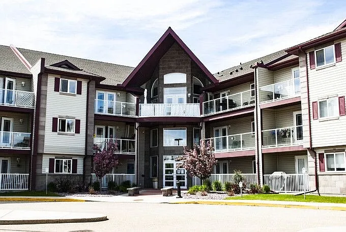 260 Duston St #220 — Photo 24