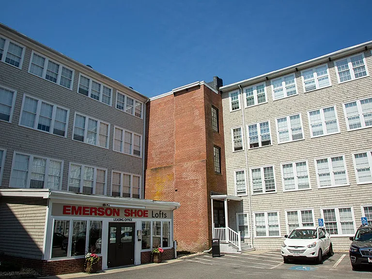 Emerson Shoe Lofts — Photo 19