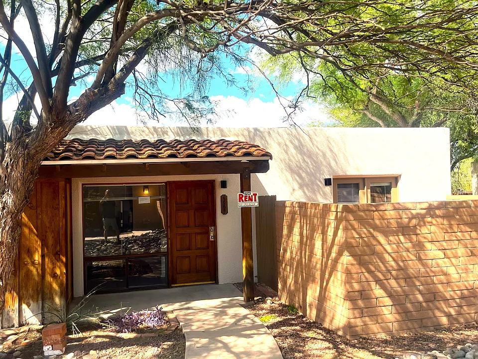 3068 N Palo Verde Ave